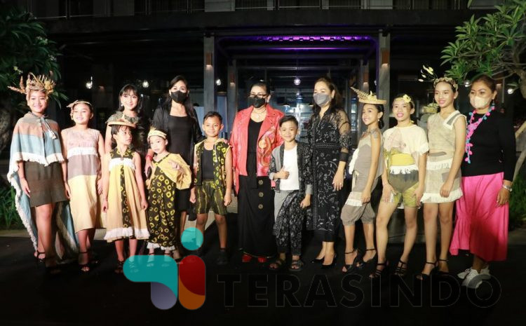  Pointer Ketua Dekranasda Prov.Bali Membuka acara Bali Wonder Fashion Festival