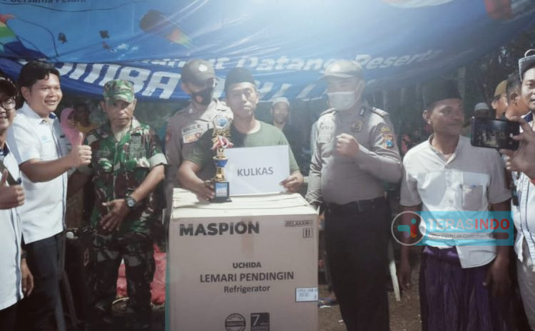 Sambut HUT RI Ke- 77, DGW Pupuk, Gelar Lomba Layang-layang Bersama Ratusan Petani Se-kecamatan Rubaru Sumenep