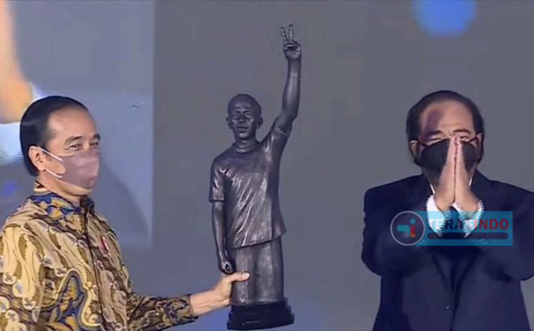  Jokowi Panggil Paloh, Bahas Reshuffle?