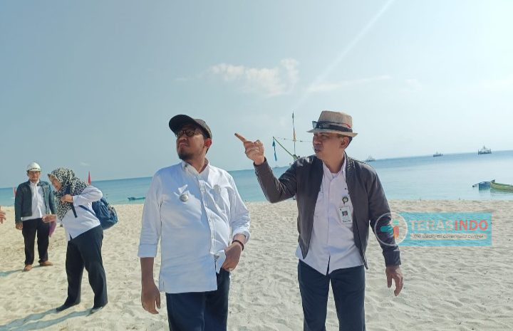  Bupati Ingin Kembangkan Wisata Gili Labak