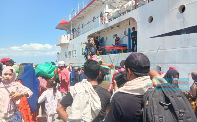  Mahasiswa Ancam Demo terkait Larangan Membawa Motor di Kapal Pelni Sanus Kalianget Sumenep