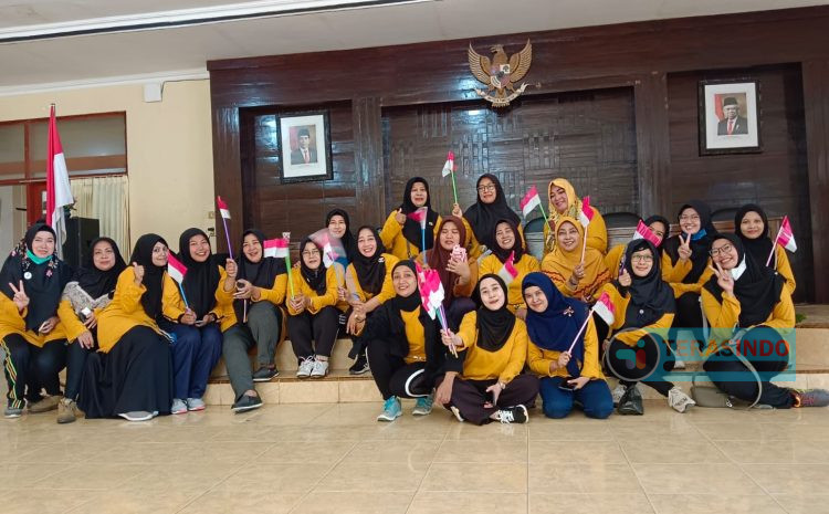  Agustusan, Ketua DWP Diskominfo Ajak Anggotanya Bermain