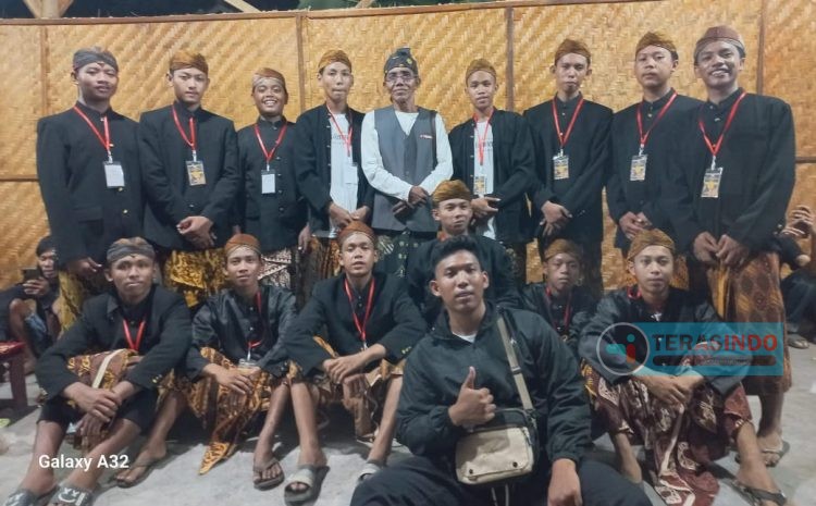  Grup Tong-tong Mega Remmeng Tampil Meriah, Tuan Rumah Tak Mungkin Kalah