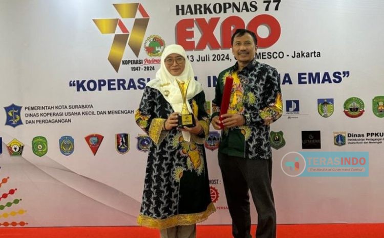  Bupati Sumenep Dianugerahi Pembina Koperasi Andalan Tahun 2024