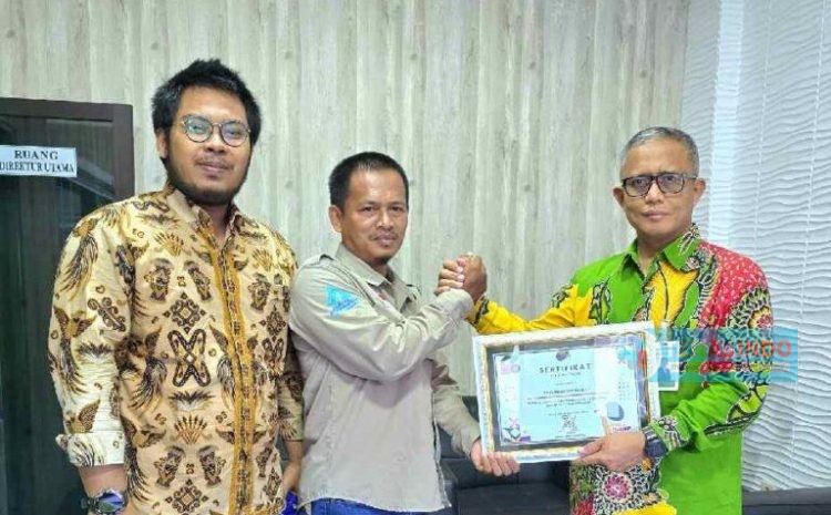  BPRS Bhakti Sumekar Dapat Penghargaan Dari   Tim WCD Sumenep 2024