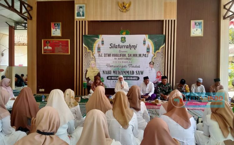  Peringatan Maulid Nabi dihadiri oleh Plt Bupati Sumenep Dewi Khalifah di Kec. Rubaru
