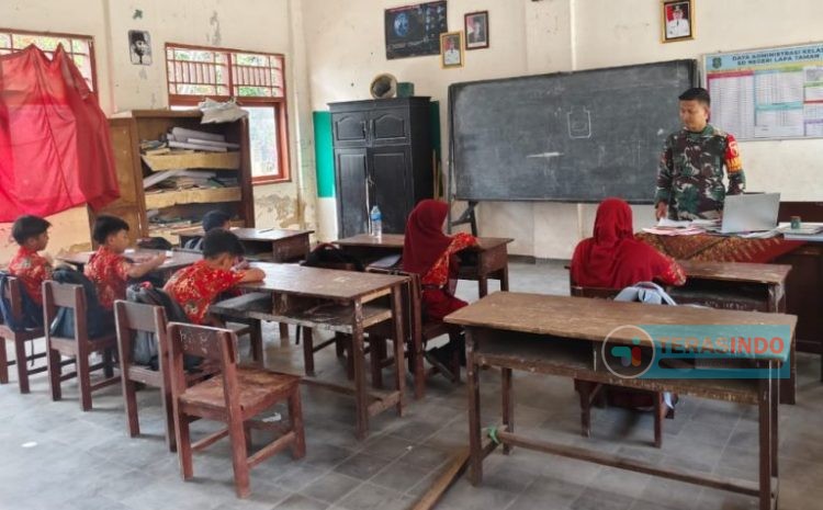  Babinsa Dungkek Berikan Penyuluhan Wawasan Kebangsaan kepada Siswa SDN Lapa Taman 1