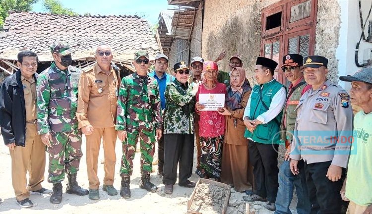  Wabup Sumenep Menyapa Warga Sapudi yang Terdampak Gempa